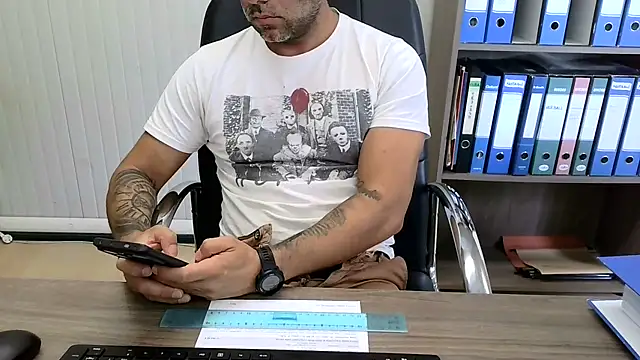 Evasionee – Naživo XXX chat