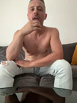 InsaneMattt Adlı Modelin Canlı XXX Sohbeti