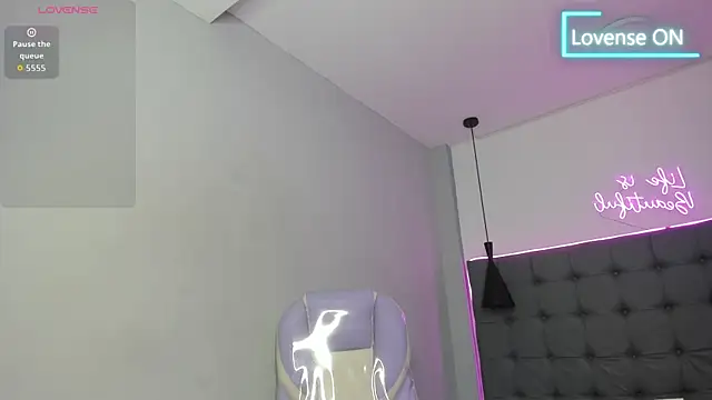 scarletcherry18 élő XXX-chatje