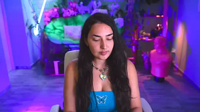 צ'אט XXX בשידור חי של CeceliaJohnson
