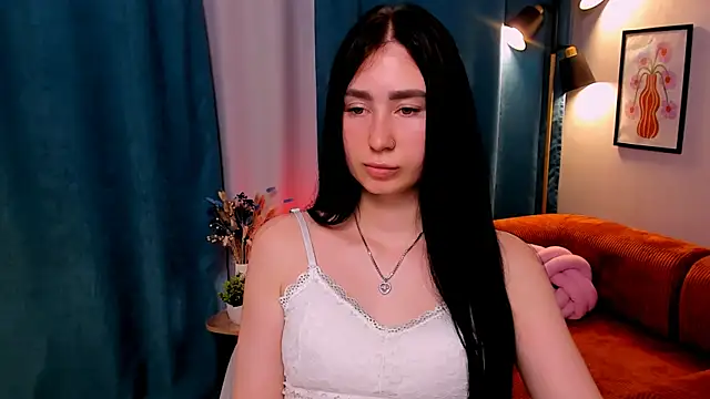 Chat XXX ao vivo de EmiMimi_