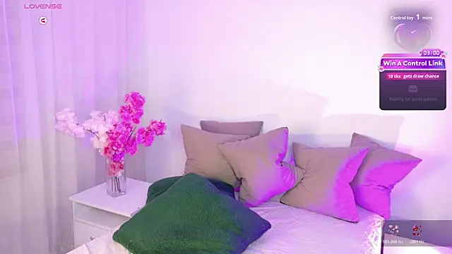 KylieVennet Live XXX Chat