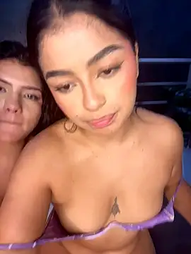 دردشة PippiCharmXXX الجنسية المباشرة