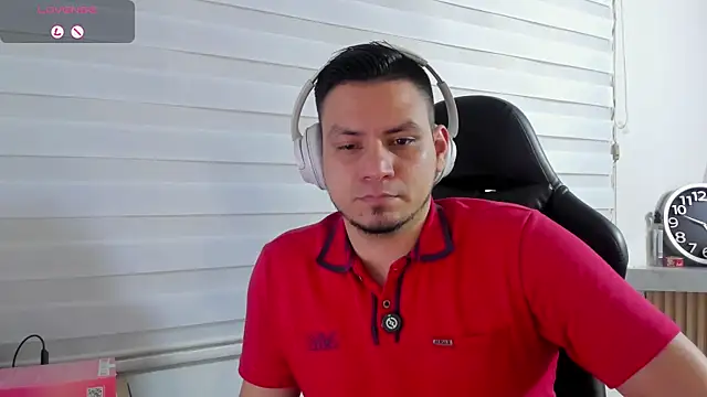 Rick_Adams 现场XXX聊天