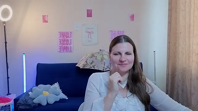 Živý XXX chat Mirabelle_Velvet