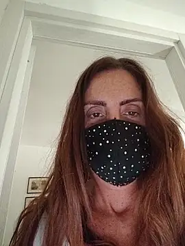 دردشة Akemi_rossi الجنسية المباشرة
