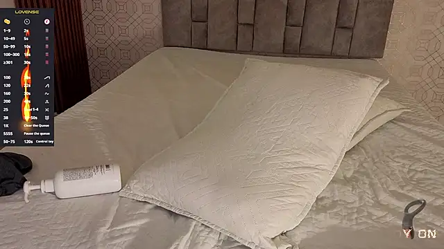 isaacblaze_ XXX чат на живо
