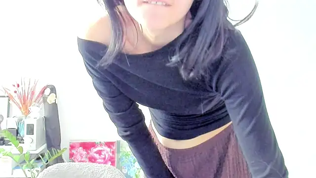 Chat +18 de ailey_chao ao vivo