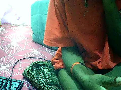 nastyP1 Adlı Modelin Canlı XXX Sohbeti