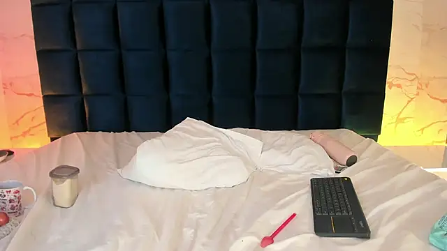 EmmaJhoons Chat XXX live