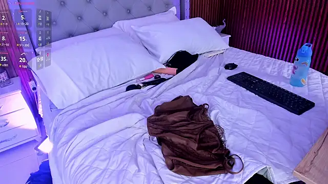 Catalinaa_white's Live XXX Chat