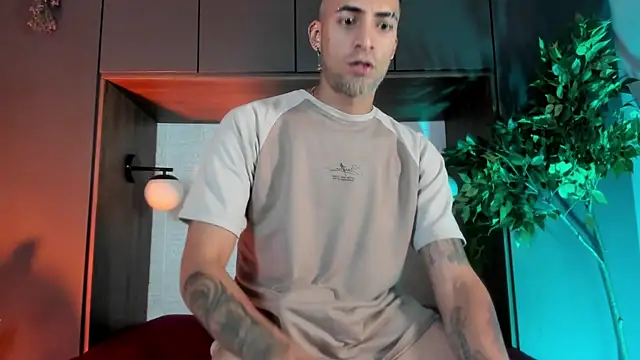 DrakeNeumann Live XXX-Chat