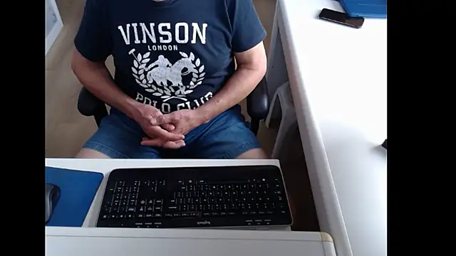 dutchpornking Chat XXX in diretta