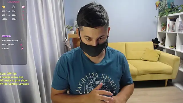 XXX chat uživo modela Tomguys