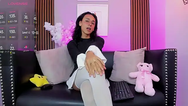 Elisasue élő XXX-chatje