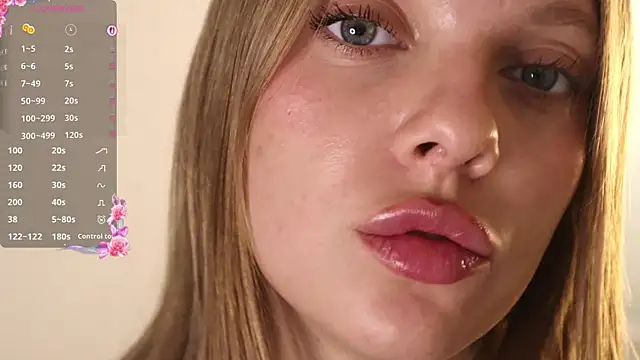 XXX chat uživo modela Kelly_Clarks