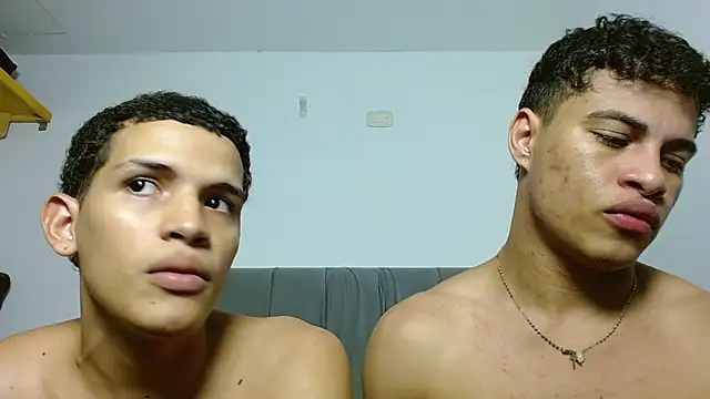 Jose_And_Daniel Live XXX-Chat