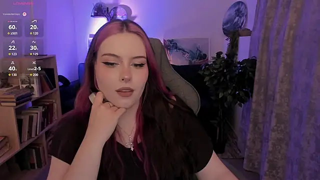 CoraMiel XXX чат на живо