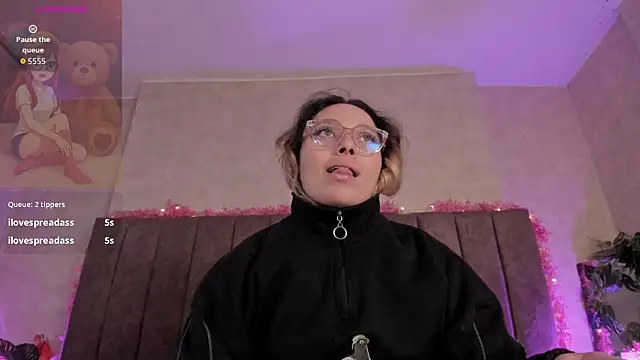 LanaMills_ Live XXX-chat