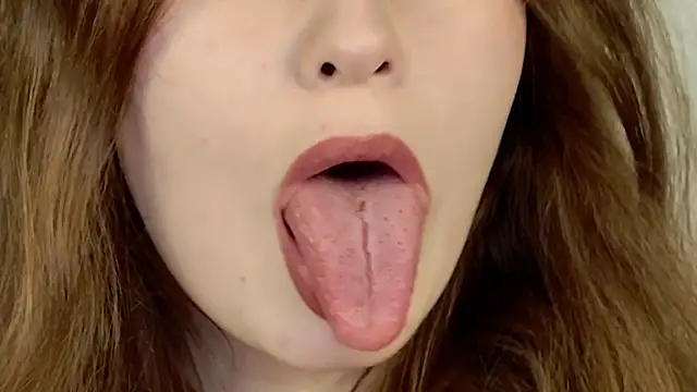 FioraMarmoris' Live XXX Chat