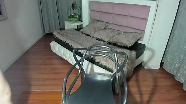 Chat XXX en directo de Saori_Price