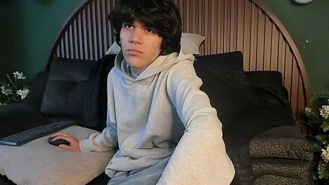 Diamond_twink: απευθείας συνομιλία ΧΧΧ
