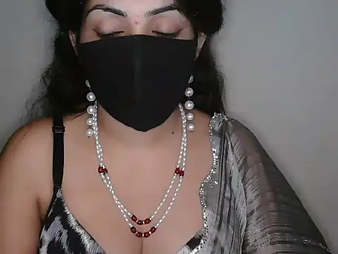 XXX chat uživo modela Reddy_Trisha
