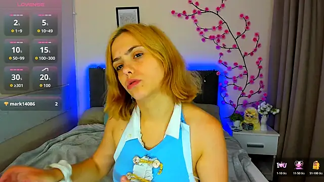 DellaRows 라이브 XXX 채팅