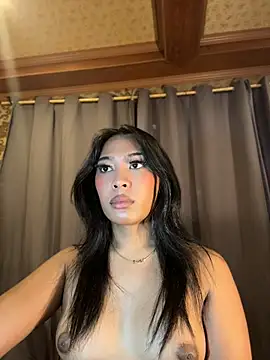 hugecock_tamira live XXX chat