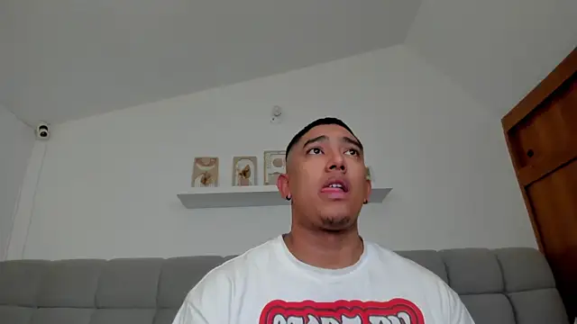 Chat XXX en directo de erotic_sins