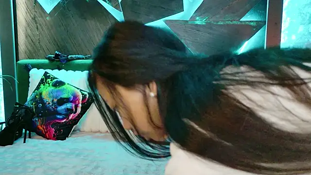 ElyaQuinn's Live XXX Chat