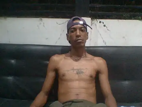 AlbertBigCock – live chatrum