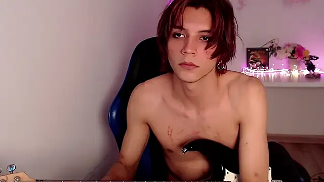 oli_dusk webcam show