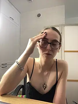 MartiniiSelenna 라이브 XXX 채팅