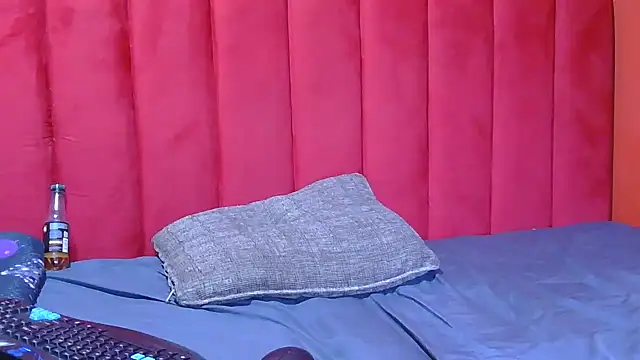 Foxytemptationx Chat XXX in diretta