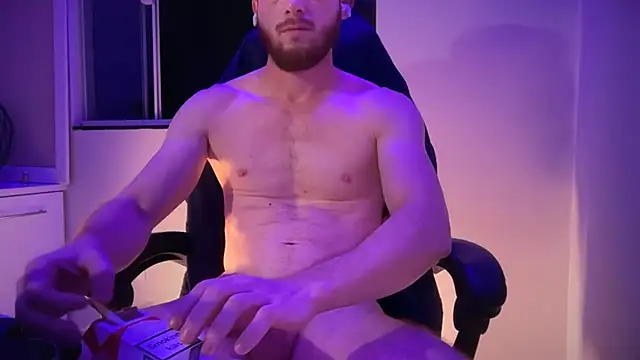 Chat XXX Live Smoker_Ginger