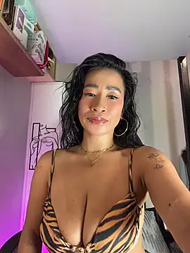 AsianMilfSheryln Live XXX chat