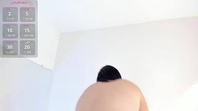 Lia_Guzman 现场XXX聊天