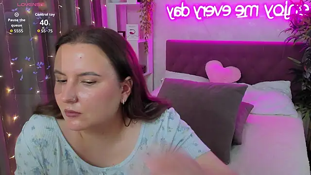 FeralPeach Live XXX-chat