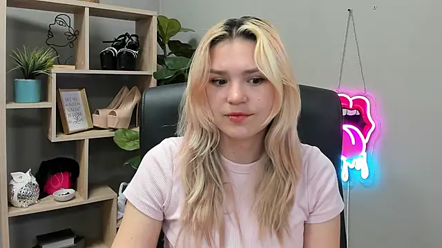 Chat XXX ao vivo de SweetLilyxo