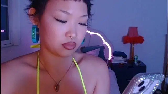 LLspinzz live XXX chat