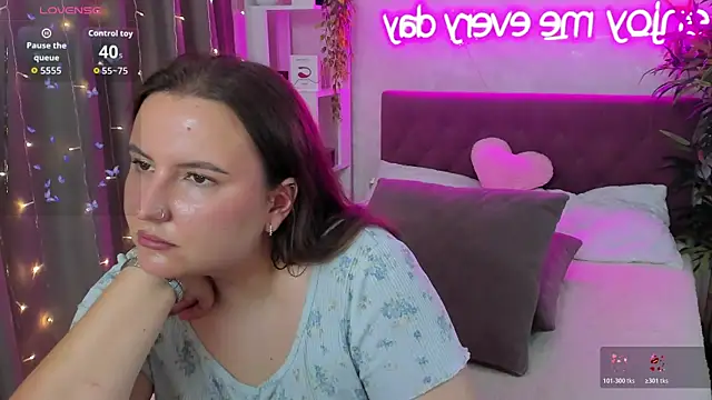FeralPeach – Live XXX-chat