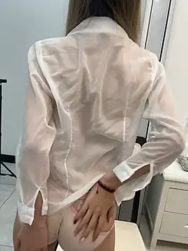yyydgda 即時 XXX 聊天
