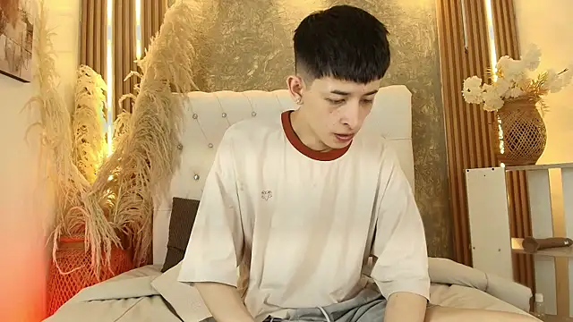 Онлайн чат XXX MaikCarver