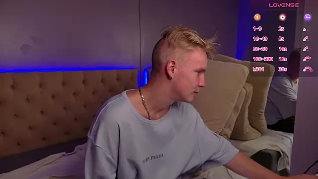 Chat XXX ao vivo de EdwinWilliams