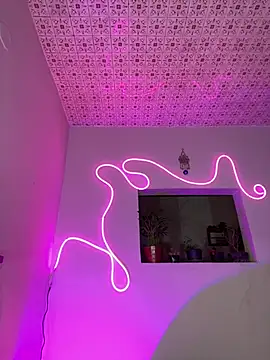 Chatroom XXX en direct de violeta_E_