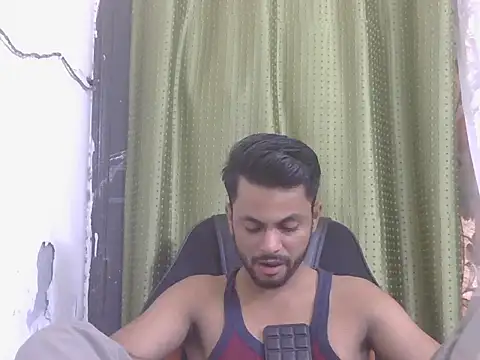 Chat +18 de Stubborndesiboy ao vivo