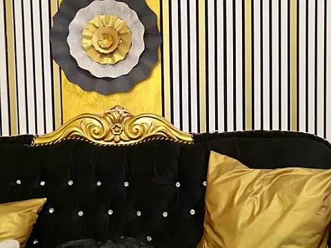 XXX chat uživo modela TommyDum