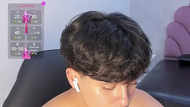 Živý XXX chat alan_twink12