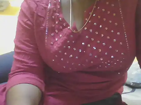 honeyqueen143's Live XXX Chat